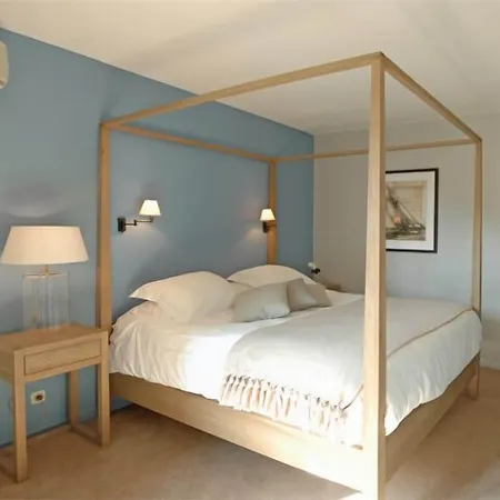 Hotel Santa Maria 3*