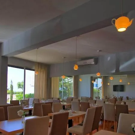 Santa Maria Otel Saint-Florent (Corsica)