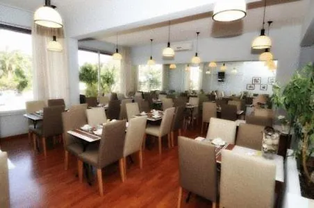 Hotel Santa Maria 3*