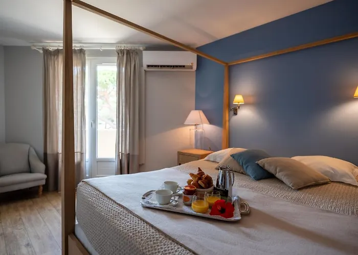 Hotel Santa Maria 3*