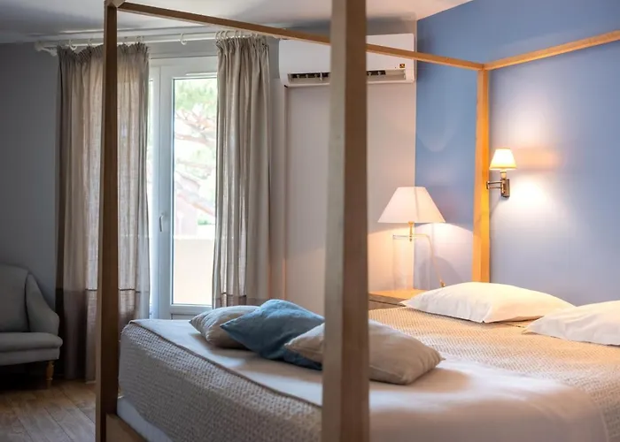 Santa Maria Hotel Saint-Florent (Corsica)