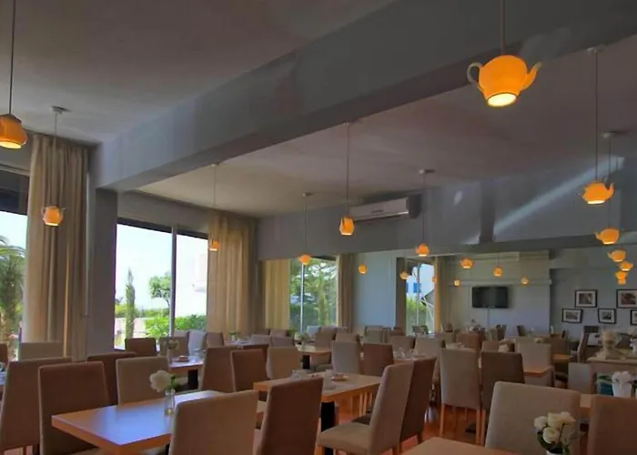 Santa Maria Hotel Saint-Florent (Corsica)